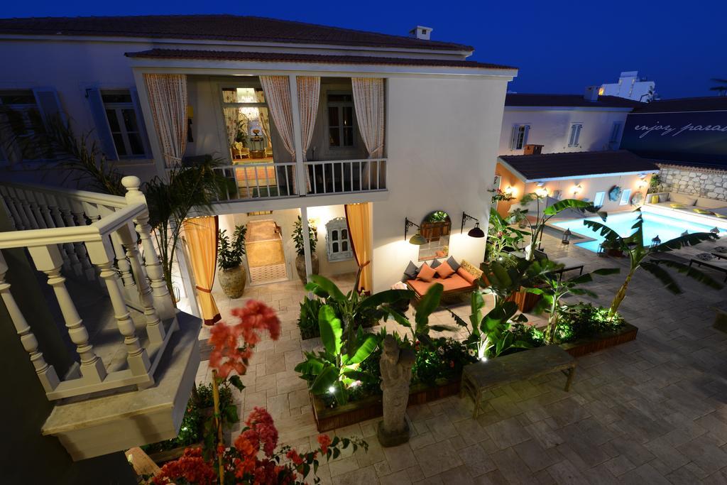 Çeşme Marge Hotel מראה חיצוני תמונה